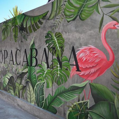 Copacabana Gili Air Hotel Luaran gambar