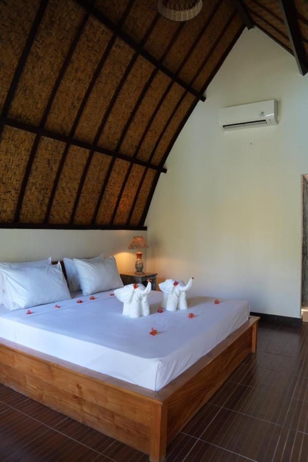 Copacabana Gili Air Hotel Luaran gambar